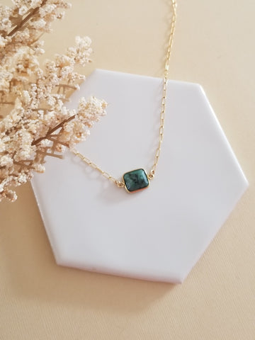 Gold Paperclip Chain Necklace with Rectangle Emerald Stone