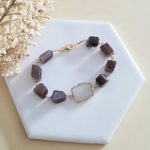 Chocolate Moonstone and Druzy Crystal Bracelet, Natural Gemstone Jewelry, Boho Stackable Bracelet, Gift for Her, Healing Energy Bracelet, Handmade Bohemeian Jewelry