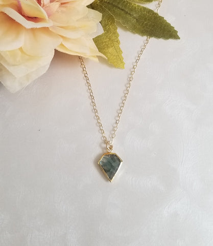 Gold Labradorite Pendant Necklace
