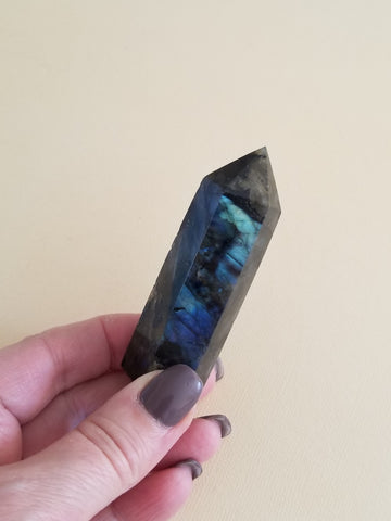Blue Flash Labradorite Tower, Labradorite Home Decor Crystal, Crystal Wand