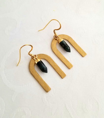 Gold Arch Emerald Earrings, Boho Arch Earrings, Raw Emerald Spike Dangle