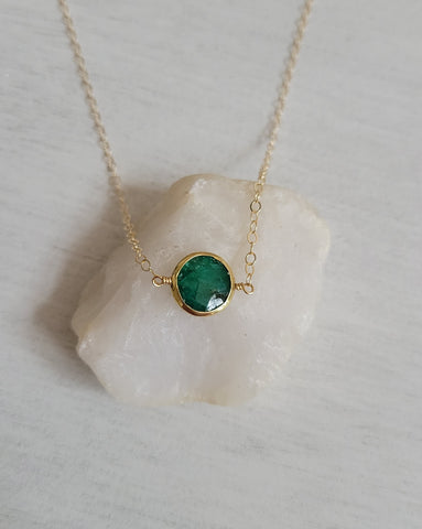 Dainty Gold Emerald Choker Necklace