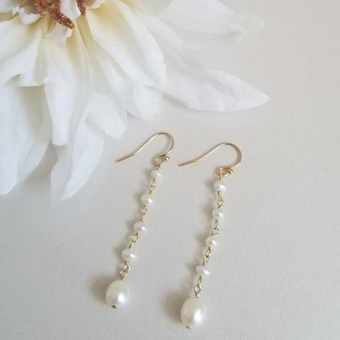 Handmade Wedding Jewelry in the USA< Bridal Party Jewelry, Pearl Earrings