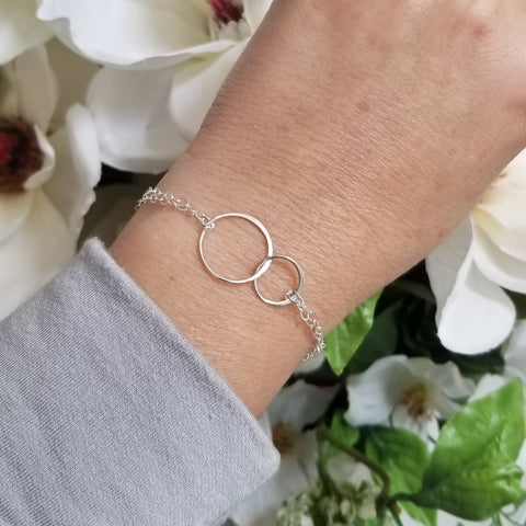 Best Friend Gift, Sterling Silver Unity Bracelet, Eternity Bracelet