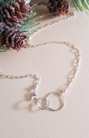 Three Circle Necklace Sterling Silver, Triple Ring Necklace, Three Eternity Circles, Modern Geometric Necklace, Minimalist Necklace Circle