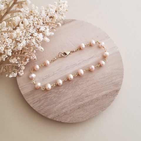 Freshwater Pearl Bracelet, Minimalist Bracelet, Dainty Pearl Bracelet, Pearl Jewelry, Wedding Jewelry, Bridesmaid Gift, Christmas Gift
