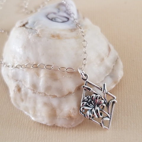 Lily Necklace, Sterling Silver Flower Necklace, Symbolic Necklace, Lily Pendant Necklace, Gift for Her, Flower Jewelry, Layering Necklace