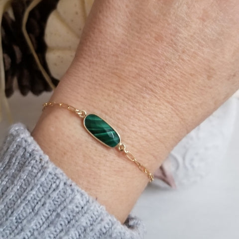 Malachite Bracelet, Thin Gold Bracelet, Transformation Stone Bracelet, Gold Paperclip Chain Bracelet, Gift for Her, Christmas Gift for Her, Green Gemstone Bracelet
