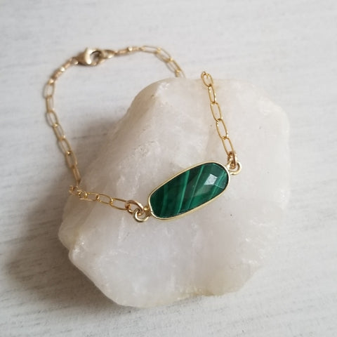 Malachite Bracelet, Thin Gold Bracelet, Transformation Stone Bracelet, Gold Paperclip Chain Bracelet, Gift for Her, Green Gemstone Bracelet