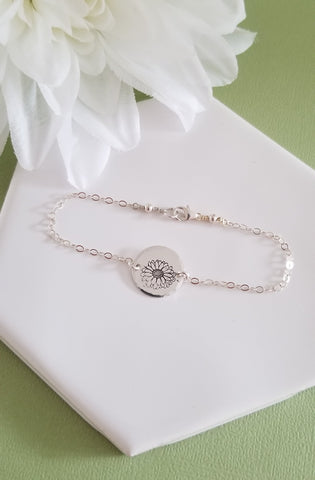 Handmade Flower Bracelet for Women, Dainty Jewelry. Moothers Bracelet, Step Mom Gift, Mother of the Bride Gift