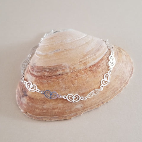 Ultra Dainty Sterling Silver Hearts Link Bracelet, Minimalist Jewelry for Women, Affordable Gift for Her