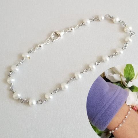 Dainty pearl bracelet for women, stacking bracelets