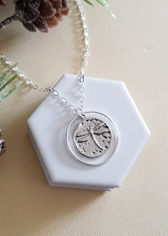 Dragonfly Necklace, Silver Dragonfly Pendant, Symbolic Jewelry, Inspirational Gift for Her, Dragonfly Pendant Necklace with Card Gift Set