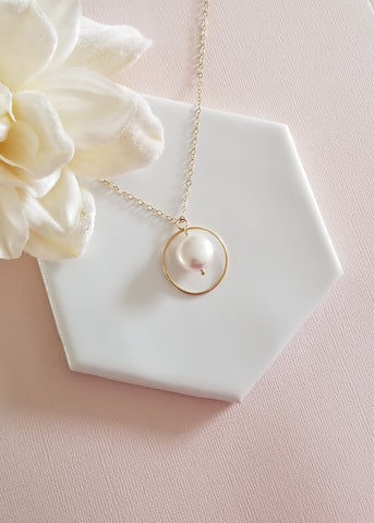 Coin Pearl Necklace, Pearl Pendant Necklace, June Birthstone, Sterling Silver or Gold Filled Pearl Necklace, Wedding Jewelry, Gift for Her