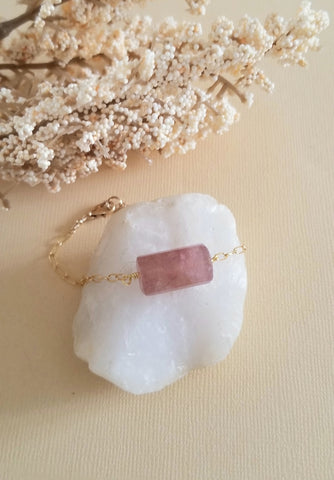 Unique Strawberry Quartz Bracelet, Gemstone Bracelet, Gold Chain Bracelet