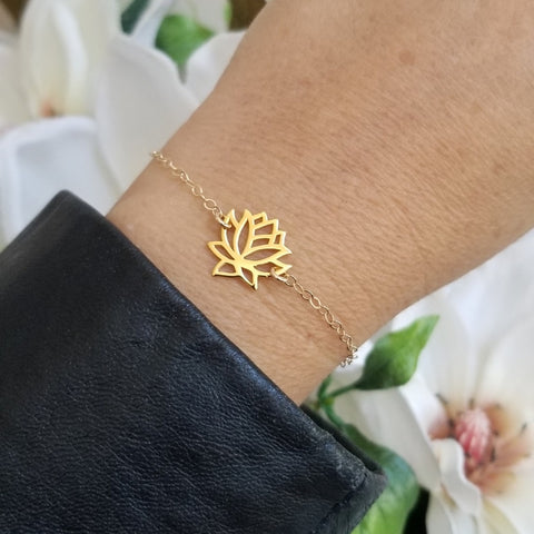 Dainty Gold Lotus Flower Bracelet