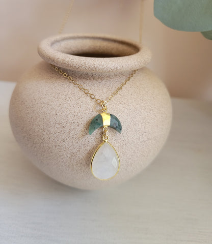 Raw Emerald and Moonstone Necklace, Emerald Crescent Moon Pendant, Gemstone Moon, Celestial Jewelry, Gift for Her, Healing Crystal Jewelry