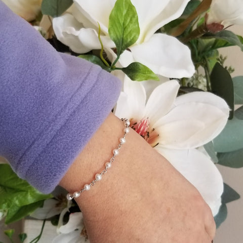 Simple pearl bracelet, gift for her, Mothers Day Gift