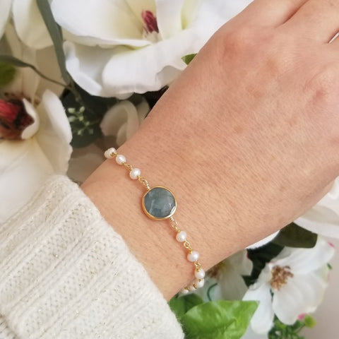 Dainty Aquamarine and Freshwater Pearls Bracelet