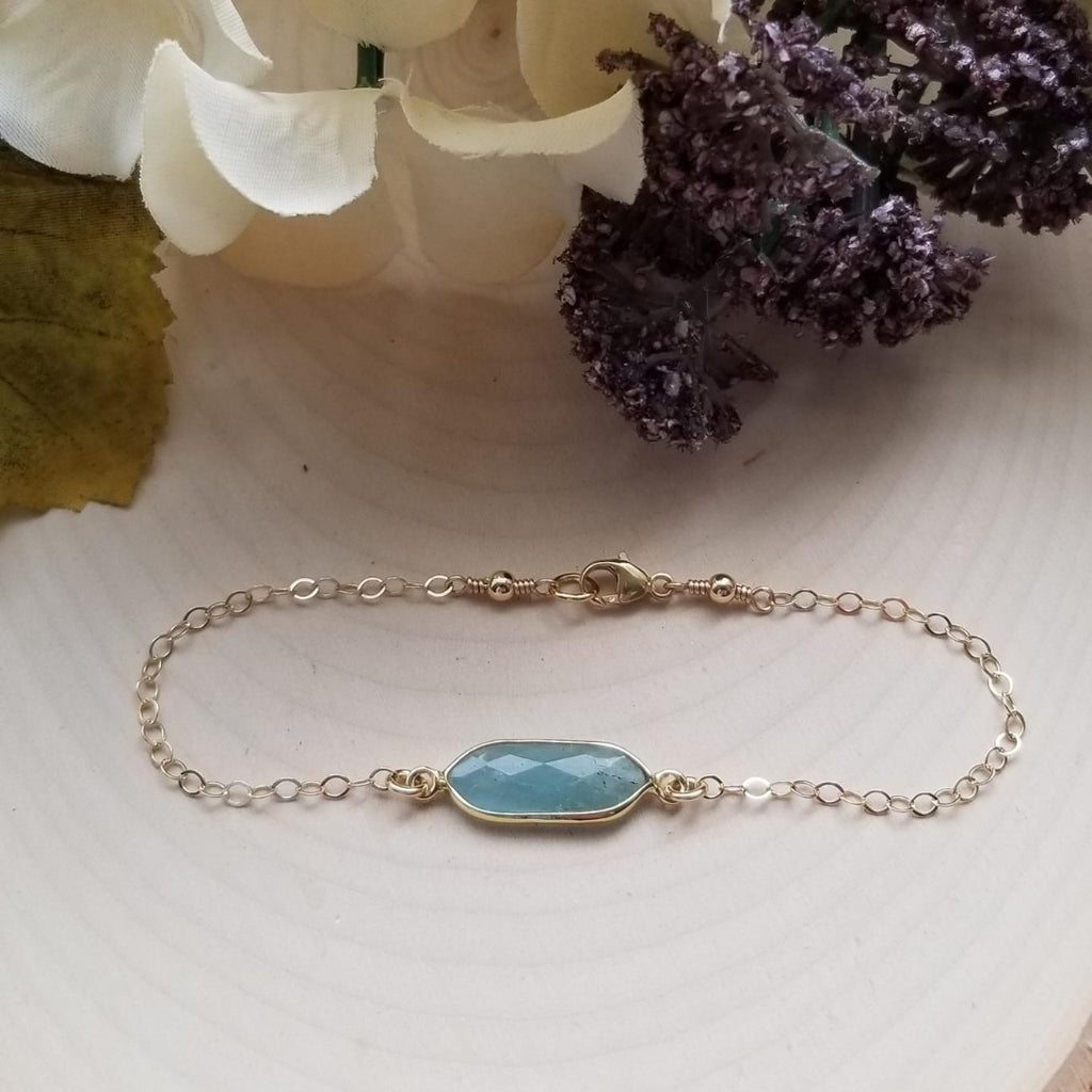 Dainty Gold Aquamarine Bracelet for women