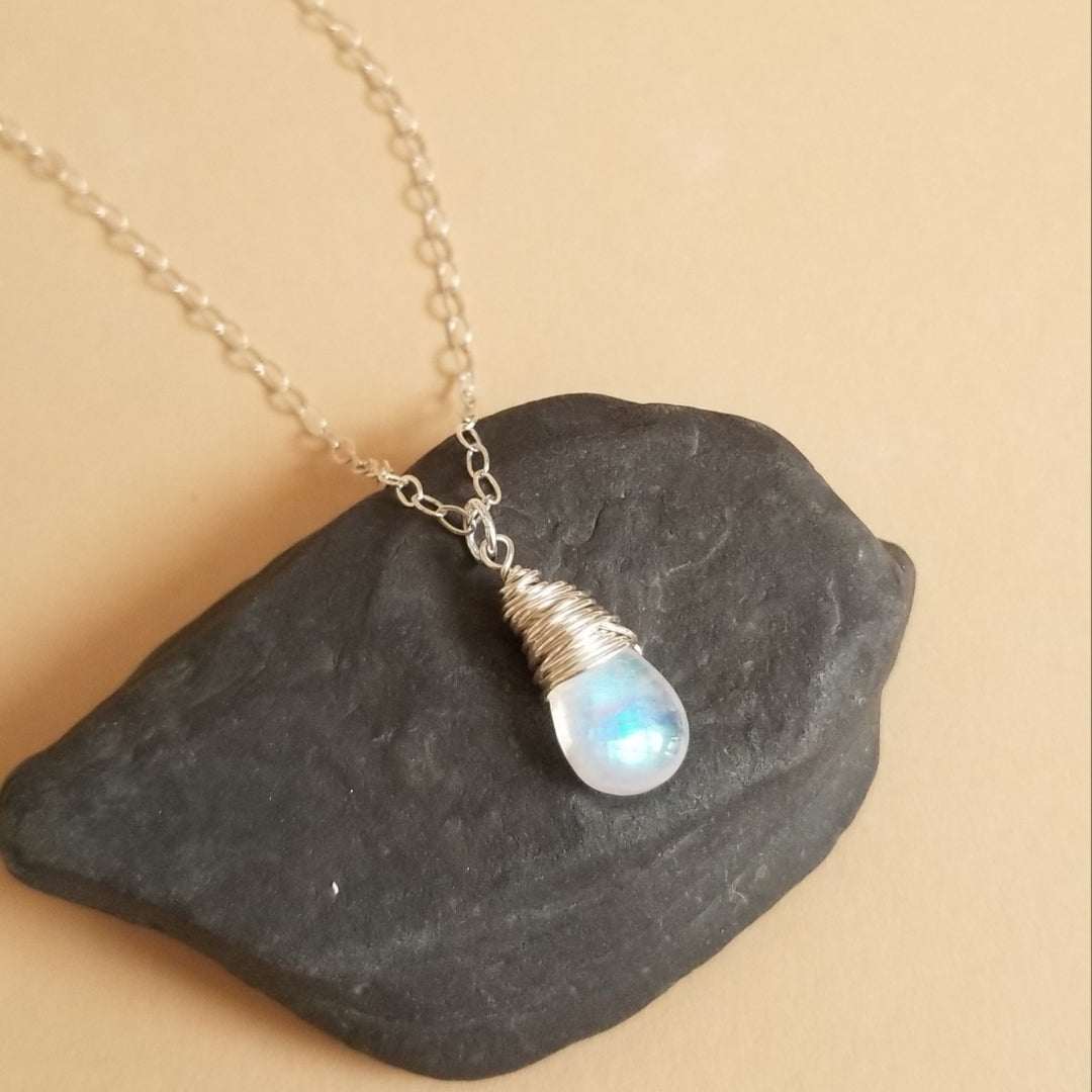 Glowing cheap moonstone necklace
