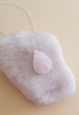 Rose Quartz Necklace, Heart Chakra, Raw Rose Quartz Necklace, Love Necklace, Healing Stone Gift, Pink Crystal, Natural Stone Pendant,