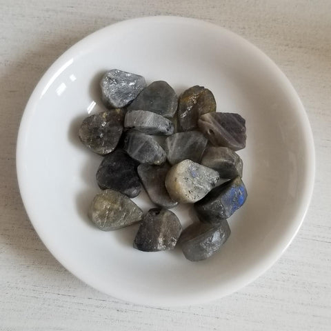raw rough cur labradorite teardrop stones